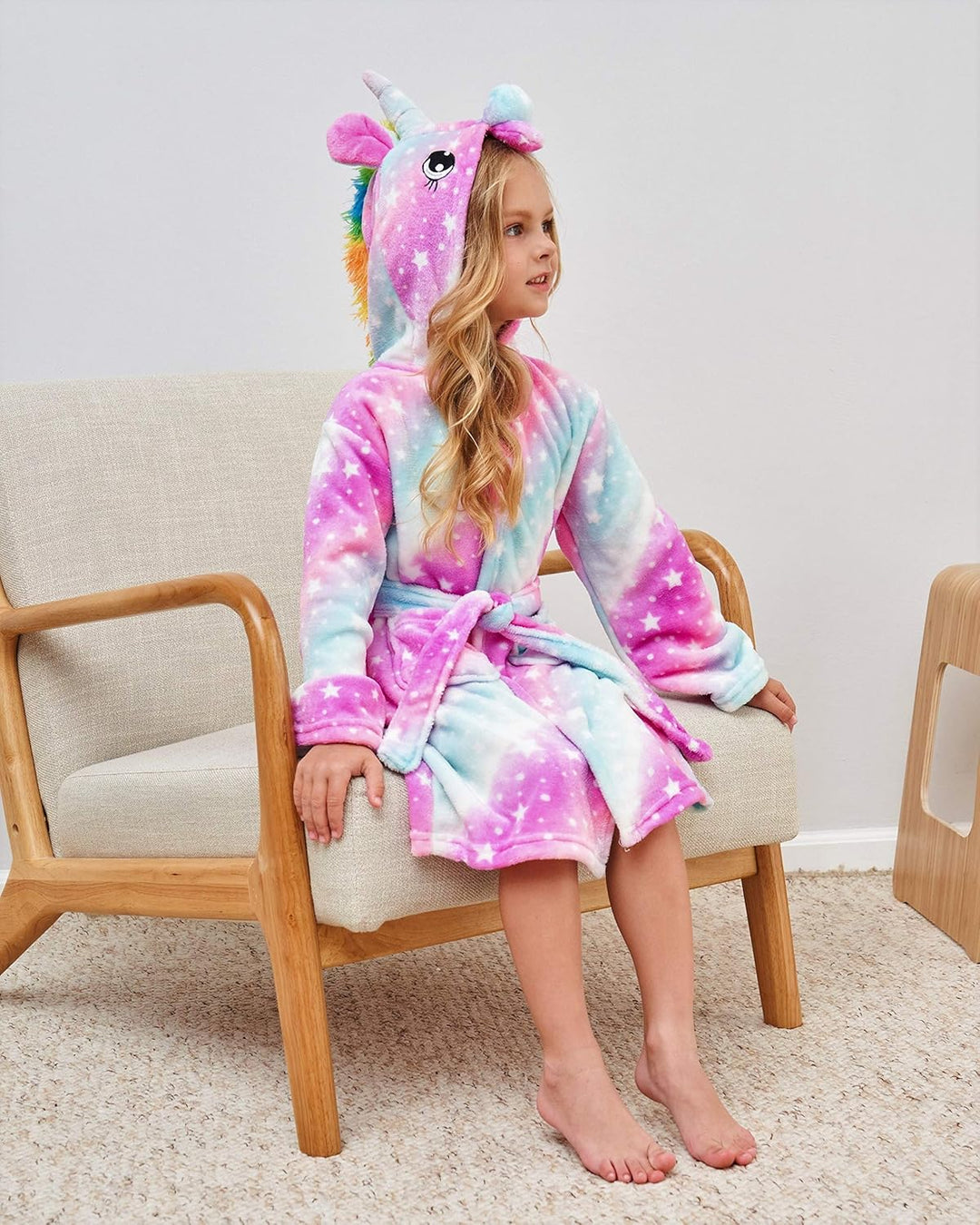 Piefry Weicher Einhorn-Bademantel mit Kapuze für Mädchen mit Einhorn-Pantoffeln, Augenbinde und Stir
