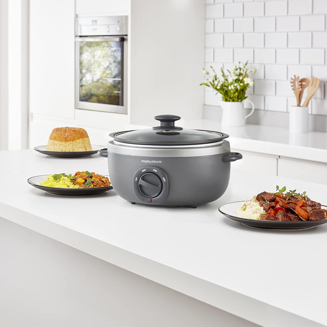Morphy Richards 460022 Anbraten und Eintopfen 3,5 Liter Oval Slow Cooker Titan 3.5L Titan