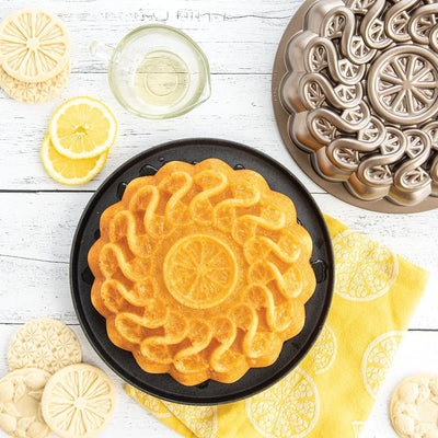 Nordic Ware Citrus Twist Pfanne, 8 Tassen, Toffee