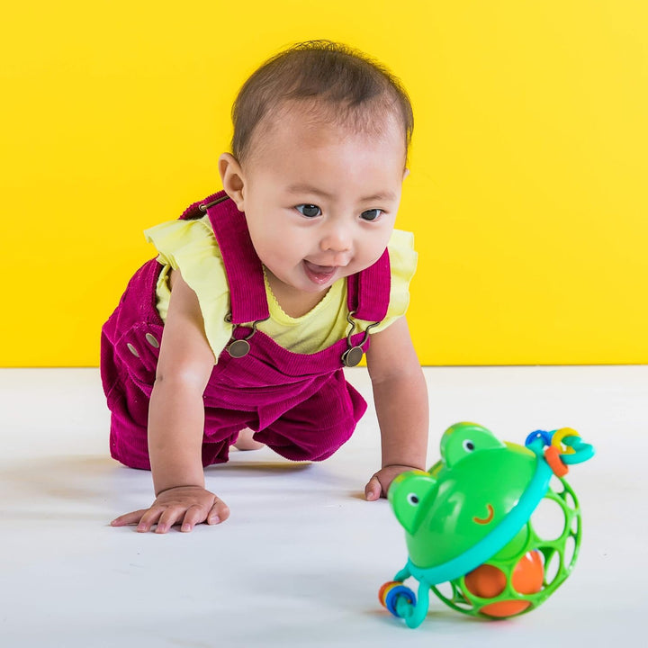 Bright Starts, Oball, Greifball mit Glockenball, Greifring und Schiebekugeln im flexiblen, leicht gr