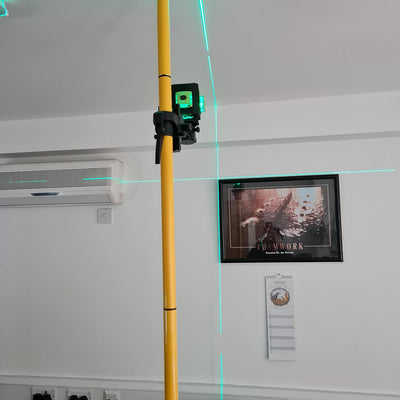 TOPWAY Kreuzlinienlaser Grün 3 x 360 Grad 3D Linienlaser 12 Linien, Selbstnivellierender Laser Level