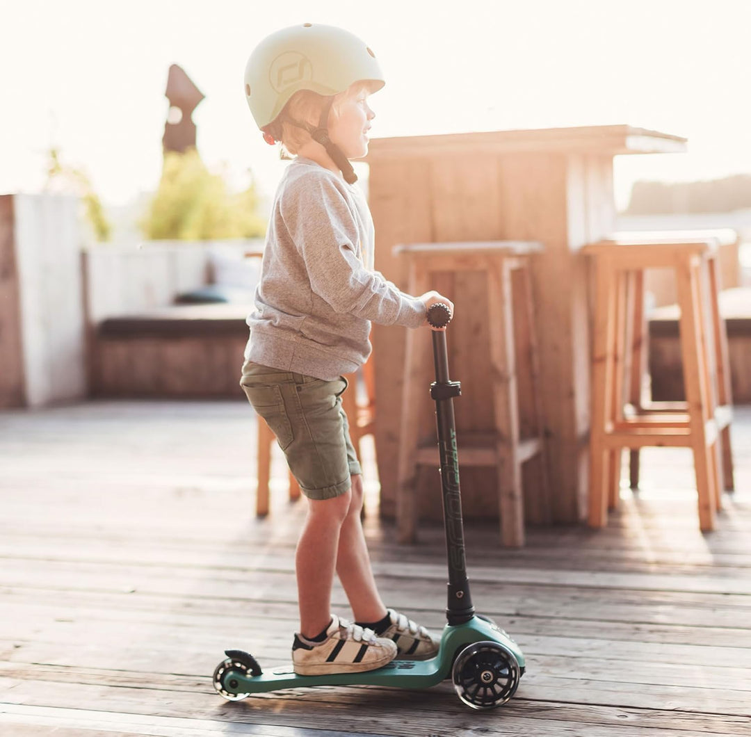 Scoot & Ride Highwaykick 3 LED Scooter Roller Kunststoff/Metall Forest, Masse: ca. 55cm x 15cm x 24c