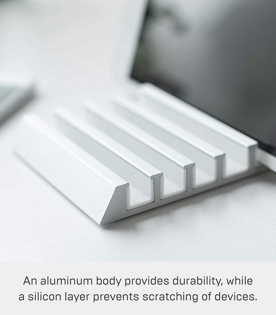 Yamazaki Tower 5274 Tablet-Ständer, Smartphone and Tablet Stand, Weiss, Aluminium/Silikon, 10 x 13 x