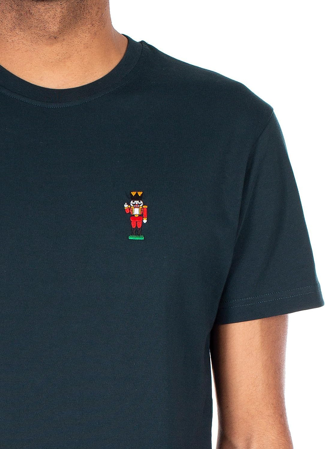 IRIEDAILY Nutcrax Emb Tee in Nightforest, S