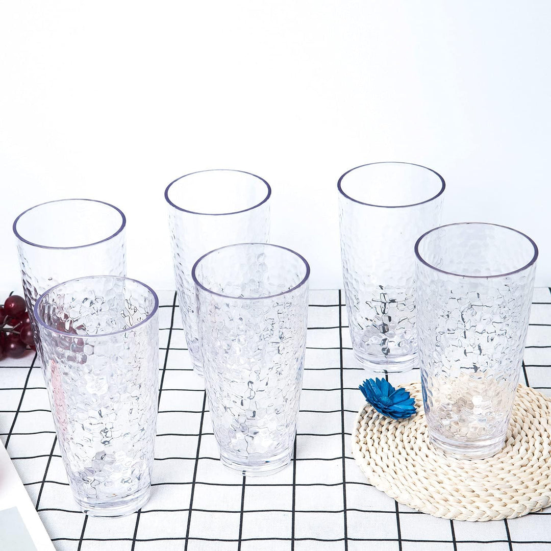 Grosse Acrylgläser, 740 ml, Kunststoffbecher, Set mit 6 transparenten Farben, gehämmerter Stil, BPA-