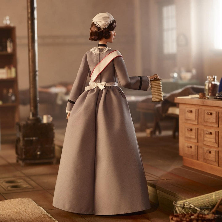 Barbie GHT87 - Signature Inspiring Women Florence Nightingale Barbie Puppe
