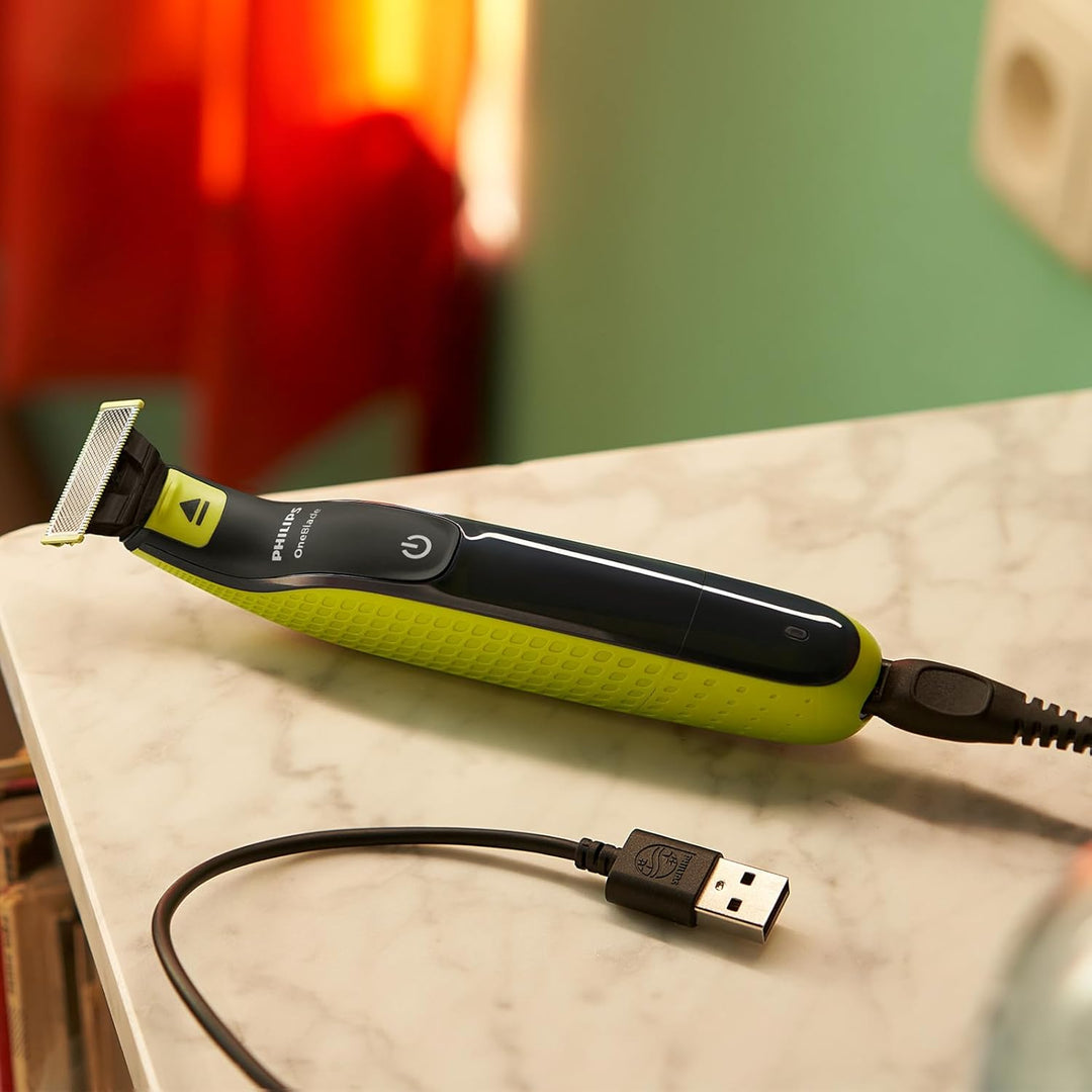 Philips OneBlade verfügt über einen 5-in-1 verstellbaren Kamm, Trimmer, Rasierer und Elektrorasierer
