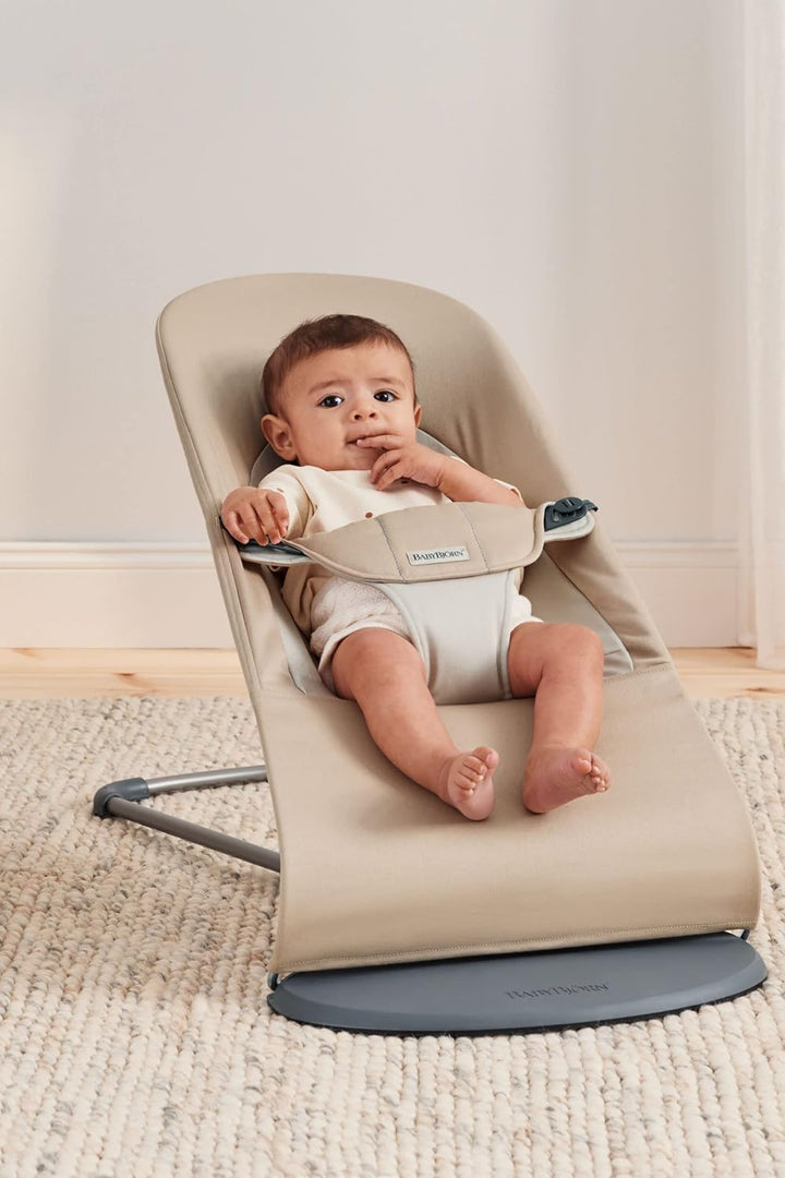 BabyBjörn Babywippe Balance Soft, Gewebt, Khaki/Beige