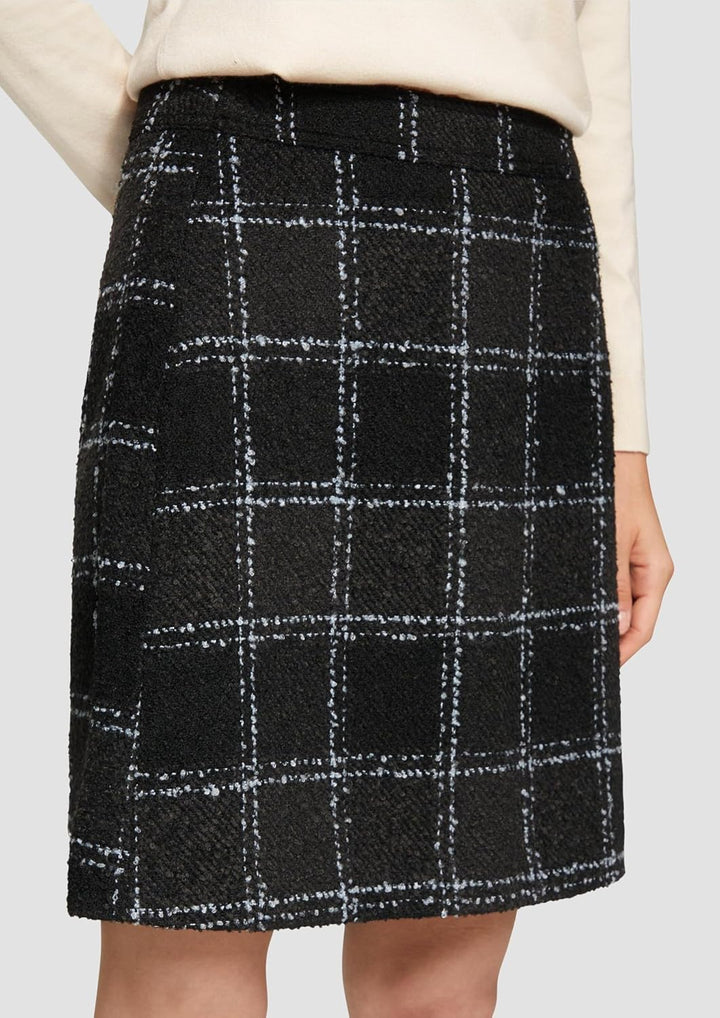 Kurzer Bouclé-Rock mit Musterung 34 99n5, 34 99n5