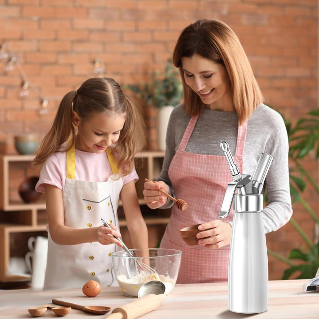 Newaner 500ml sahnespender, Sahnesyphon Aluminium mit 3 Edelstahl Deko-Düsen und 1 Reinigungbürste,
