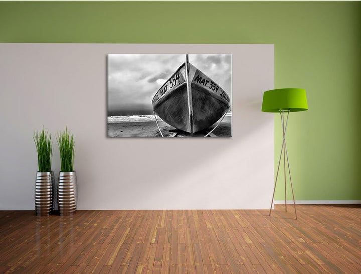 Pixxprint Monocrome, kleines Segelboot am Strand, Format: 100x70 auf Leinwand, 100x70