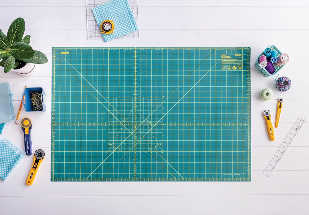 Olfa 61 x 91,4 cm doppelseitige, selbstheilende Drehmatte Grün, Grün