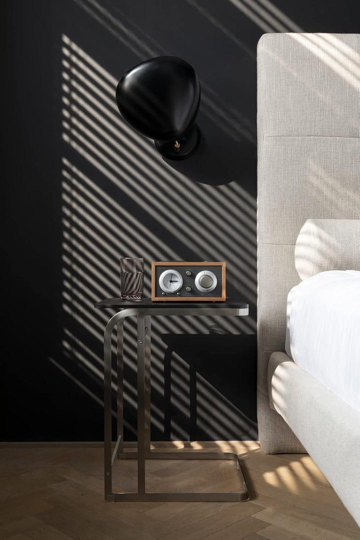 Tivoli Audio Model Three Bluetooth UKW-/MW-Radiowecker (Kirsche / Taupe), Kirsche / Taupe