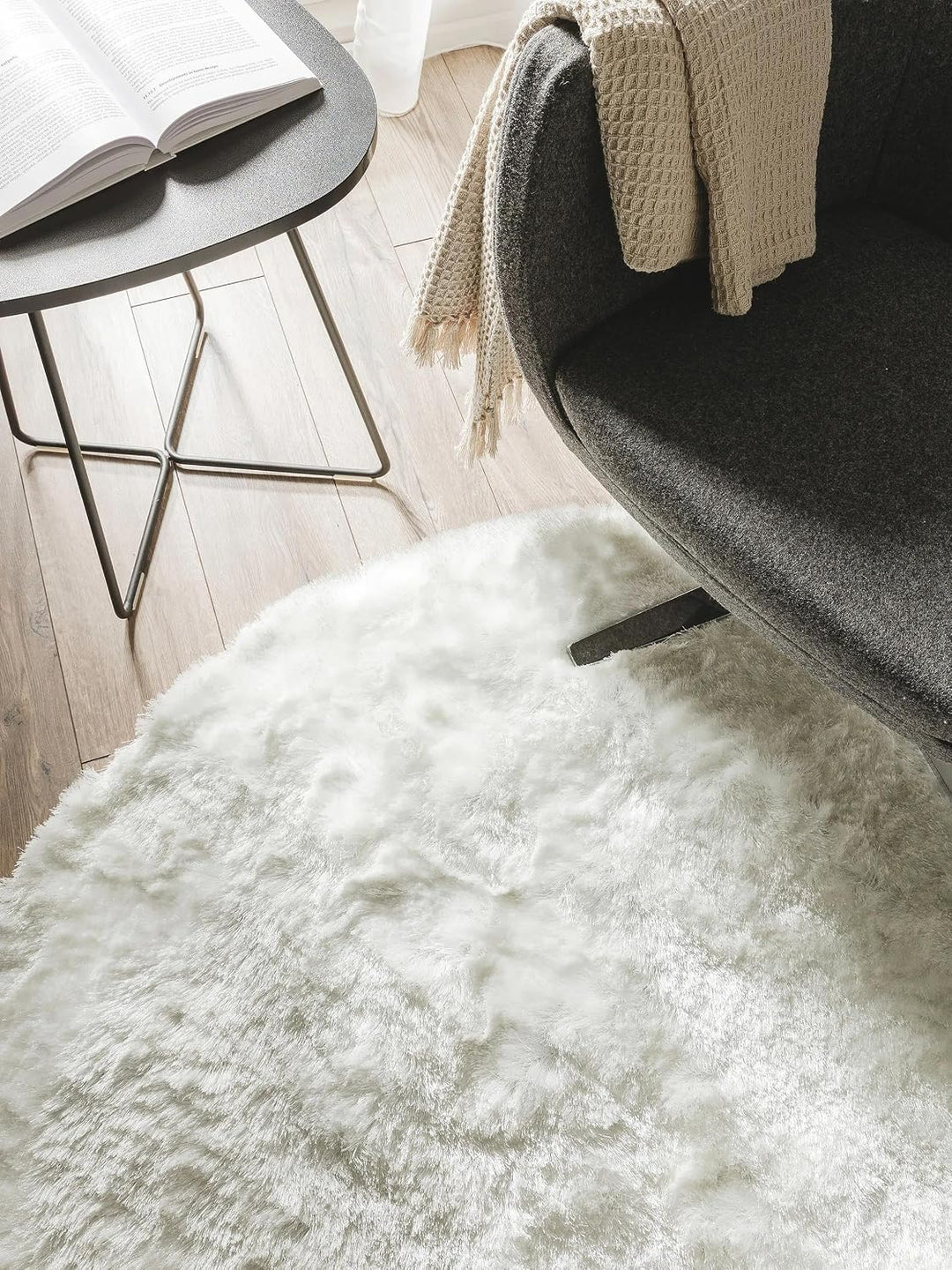 benuta Shaggy Hochflor Whisper Weiss ø 80 cm rund | Langflor Schlafzimmer und Wohnzimmer Teppich, Ku