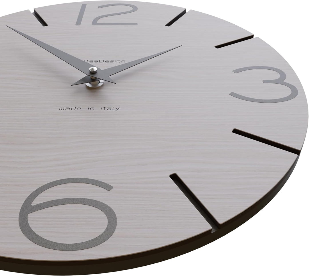 CalleaDesign Wanduhr Smile Eichenbrise und Grauer Quarz Rund 30 cm Schlichtes und modernes Design Ge