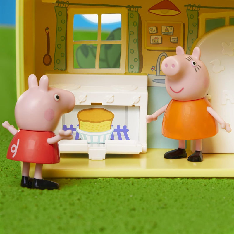 Peppa Pig Peppa’s Adventures Peppas Haus, Komboset mit Spielset, Auto mit Geräuschen, 4 Figuren und