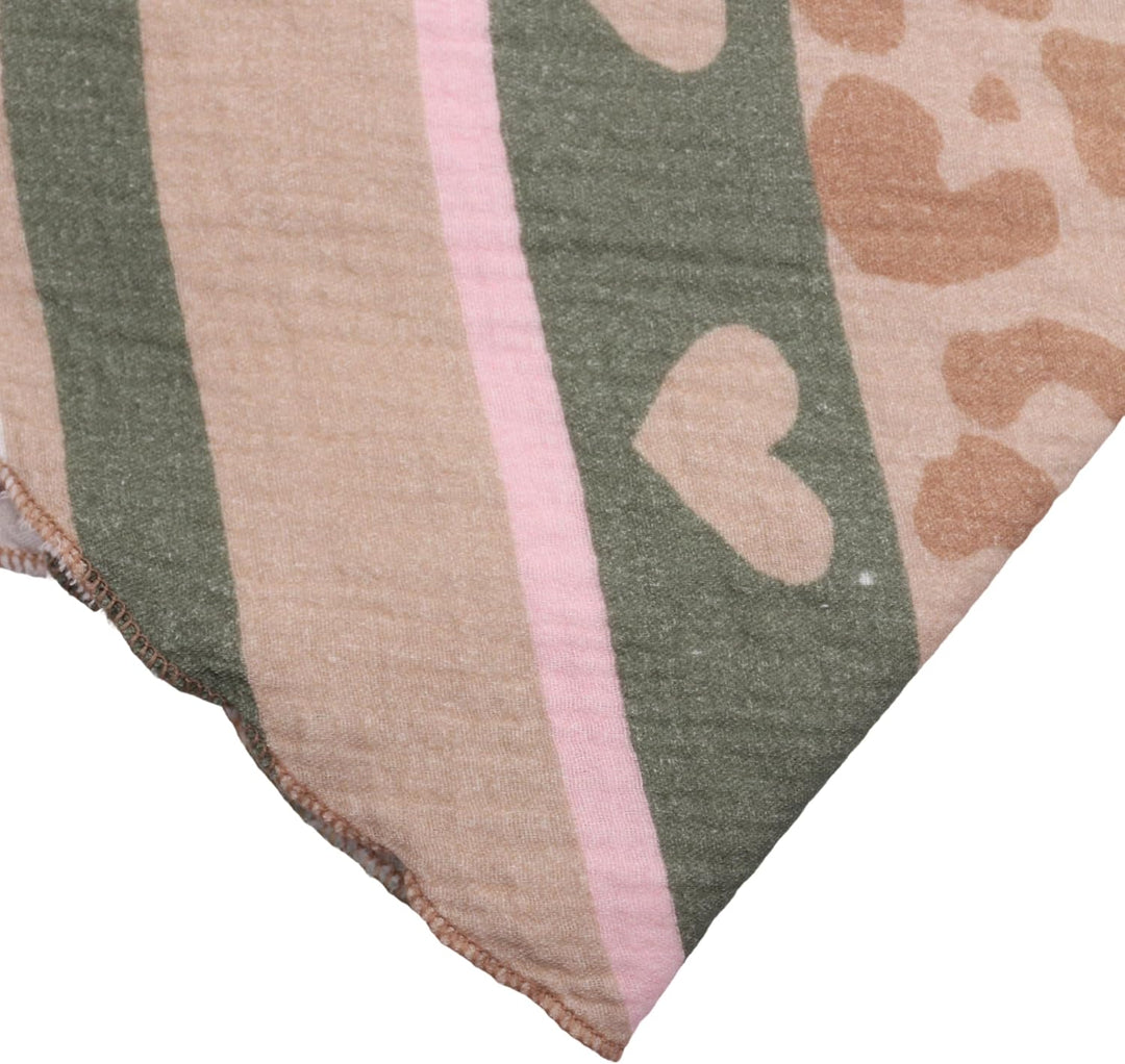 Damen Musselin Halstuch Made in Italy mit Leo Love Herz– Leichtes Dreieckstuch für Frühling &amp; Sommer