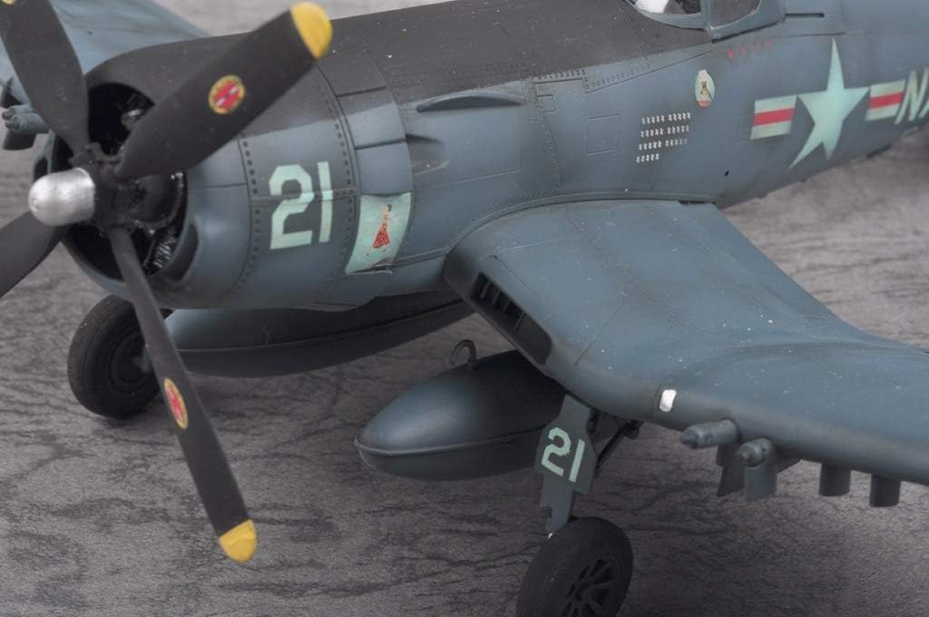 Hobby Boss 80390 - Modellbausatz F4U-5N Corsair Early Version
