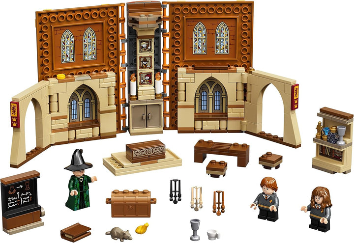 LEGO 76382 Harry Potter Hogwarts Moment: Verwandlungsunterricht Set, Spielzeugkoffer mit Minifiguren