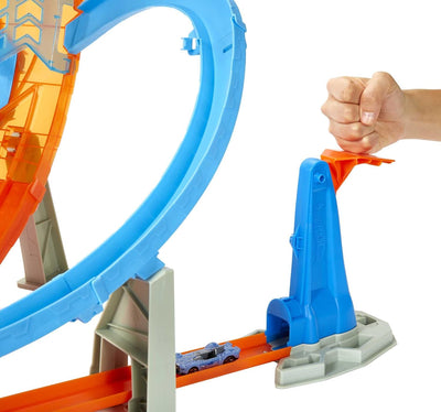 Hot Wheels HCB00 - Riesen Looping Crash Trackset mit ca. 70 cm breitem Looping und 1 Fahrzeug, Spiel