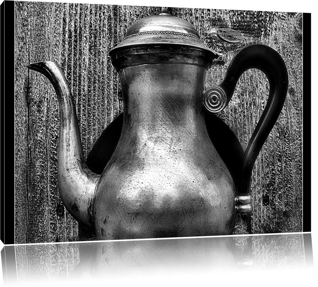 Pixxprint Monocrome, stilvolle alte Teekanne aus Metall, Format: 100x70 auf Leinwand, 100x70