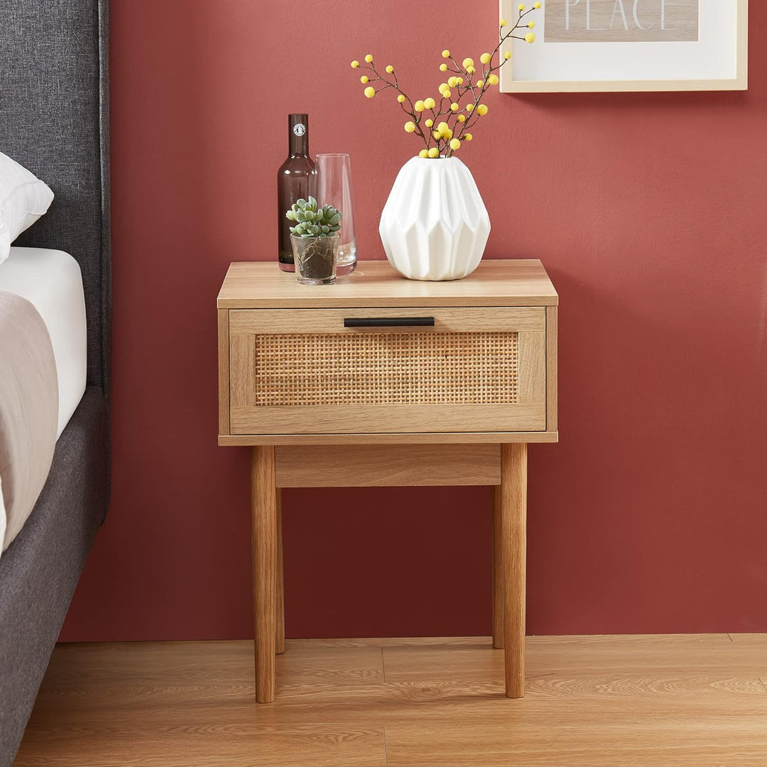 BAÏTA Amana Nachttisch, Holz,