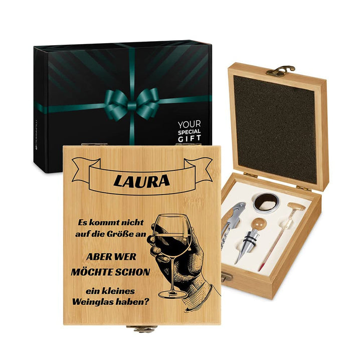 Maverton Weinöffner-Set personalisiert Weinset Sommelier Set - Geschenkbox Holzbox + 4er Weinzubehör