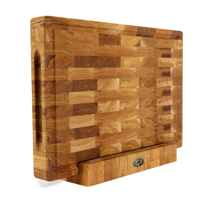 B4K® Schneidebrett mit Ständer aus Eiche Stirnholz 45 × 30 × 4 cm – Massiver Hackblock | Antibakteri