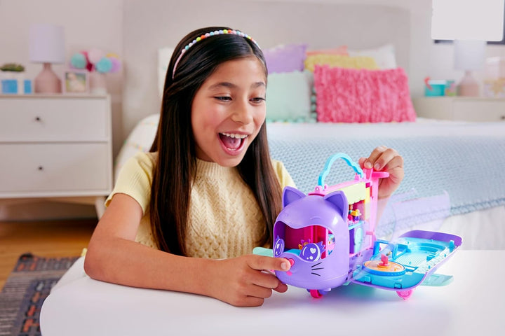 Polly Pocket Puppen und Spielset, Kitty Airways Flugzeug, Reisespielzeug mit 2 kleinen Puppen und Ti