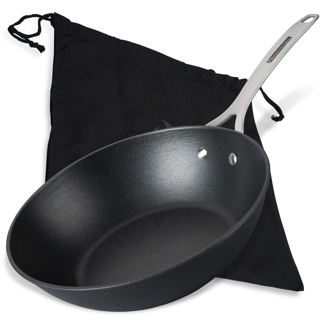 FMprofessional Force Wokpfanne aus Gusseisen 28 cm – Bratpfanne mit hochwertiger Antihaftbeschichtun