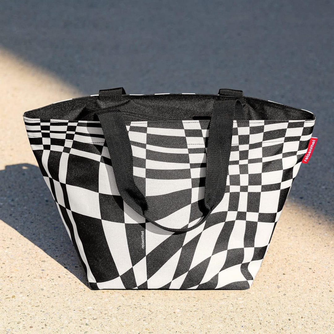 reisenthel shopper M op-art Geräumige Shopping Bag und edle Handtasche in einem Aus wasserabweisende