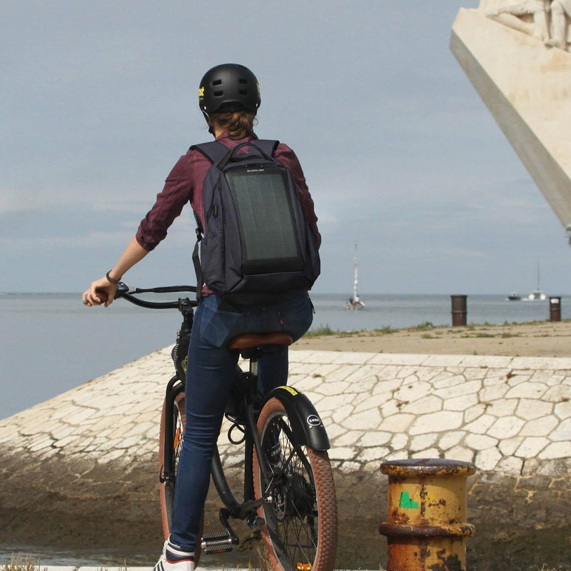 Sunslice Rucksack mit Solarpanel für Computer, Reisetasche mit Solarzellen, flexibel und leistungsst