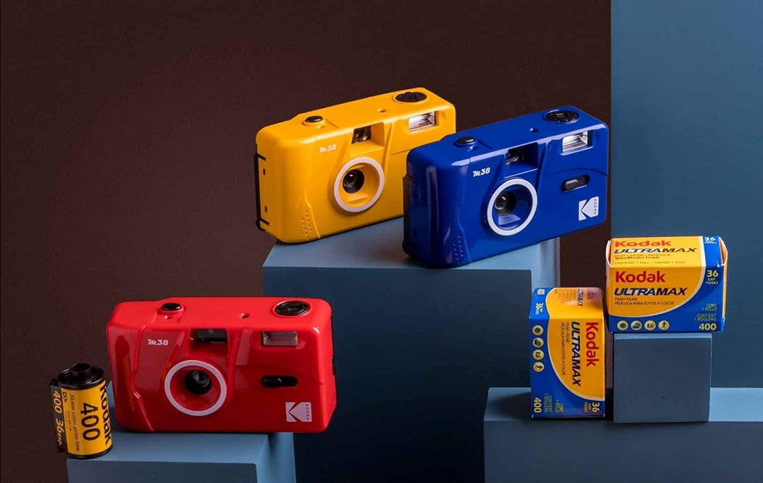 KODAK DA00256 - KODAK M38-35mm Wiederaufladbare Kamera, Hochwertiges Objektiv, Integrierter Blitz, A