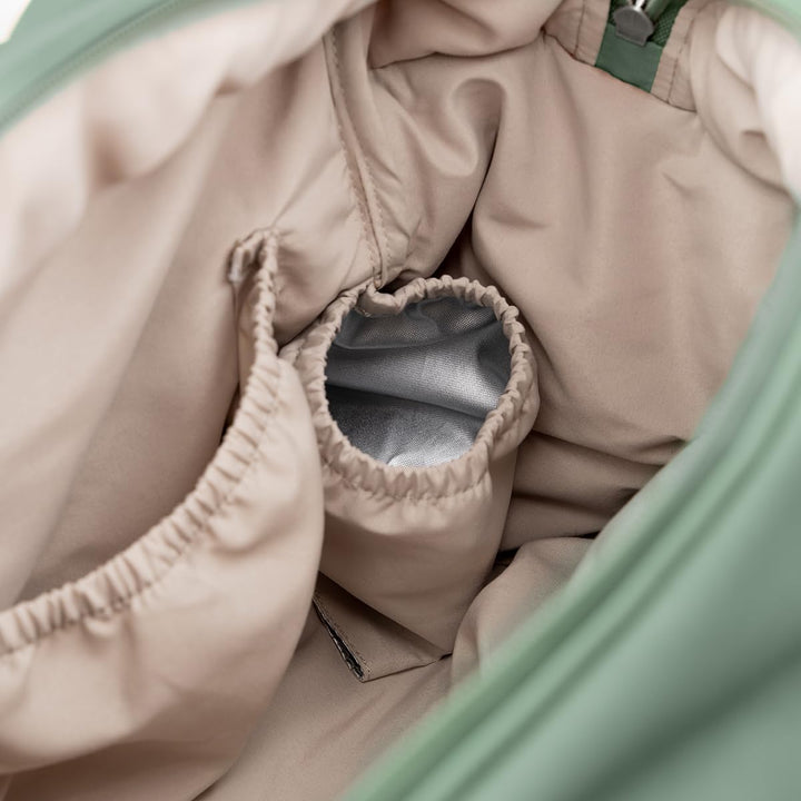 Done by Deer Gesteppte Wickeltasche - Wickelunterlage und zwei Haken für den Kinderwagen enthalten -
