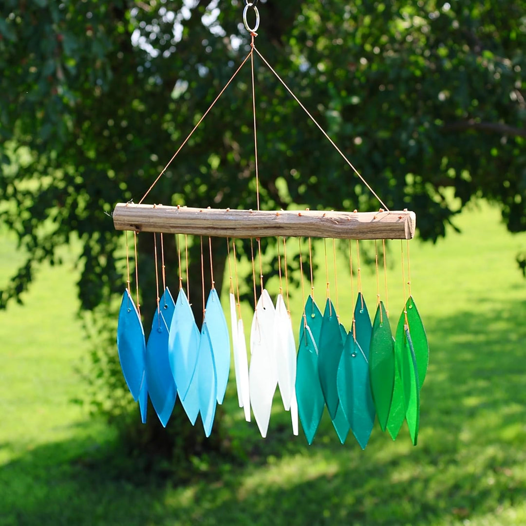 Blue Handworks Windspiel aus Glas und Treibholz, handgestrahltes Glas und Fundholz, handgefertigt, K