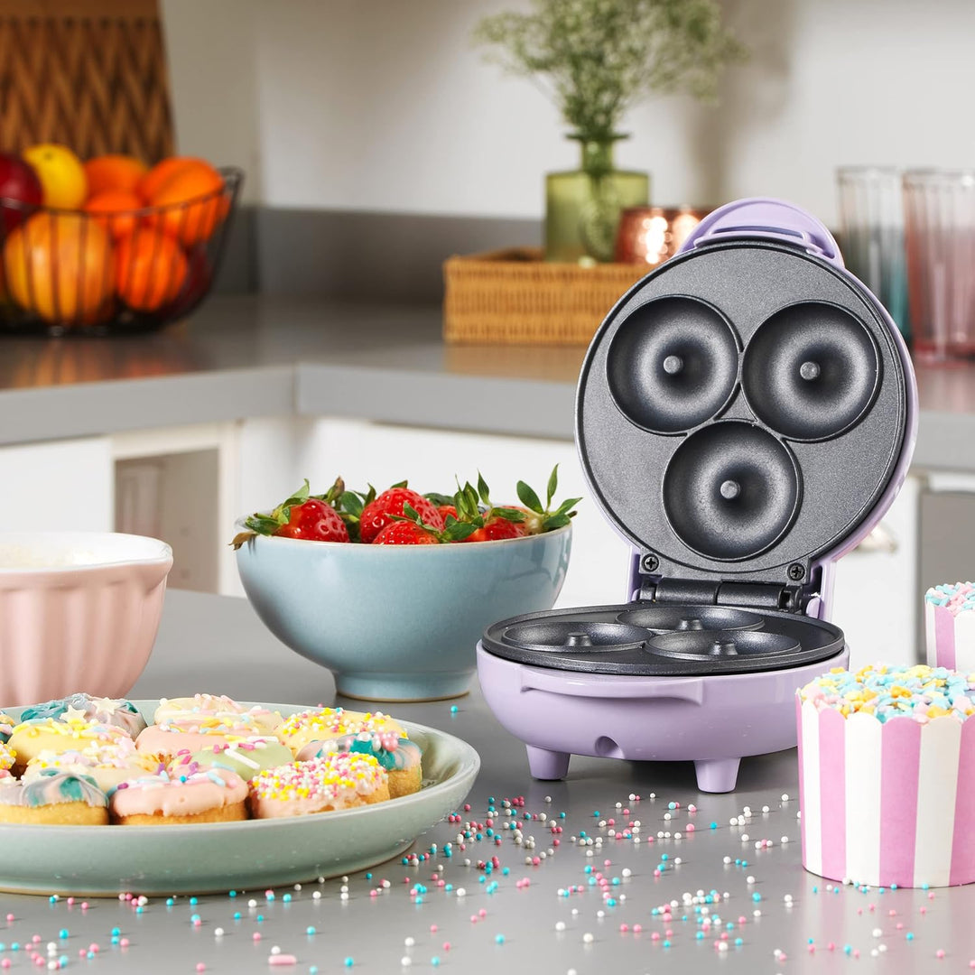 Petra PT4698PPVDEEU7 Elektrisch Mini Donut-Maschine, 550W, Kompakter Donut Maker Maschine für 3 Mini