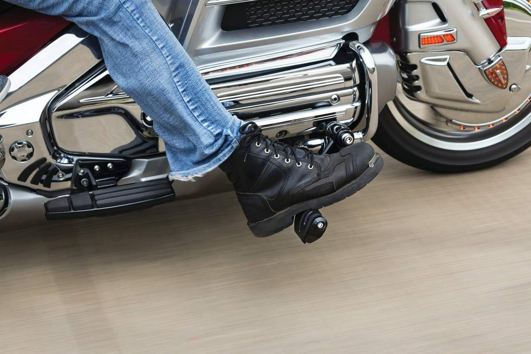 Kuryakyn 3990 Motorrad-Fusssteuerung: Ergo III Cruise Mounts mit Trident Dual ISO Pegs für 2001–17 H