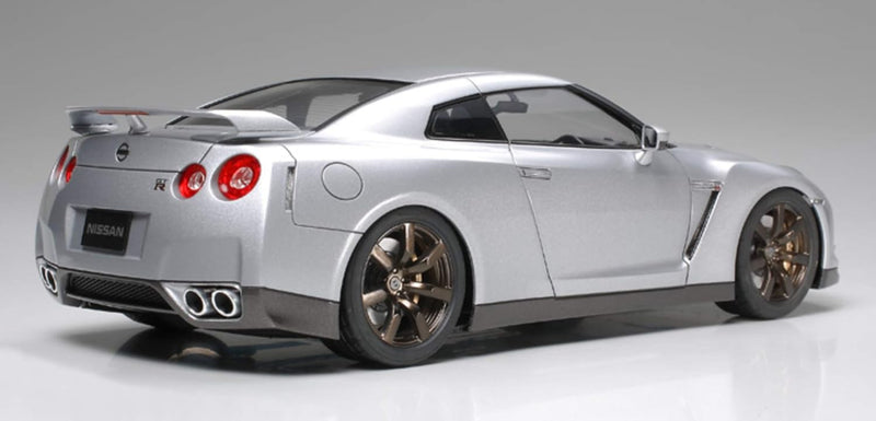 TAMIYA 300024300 Nissan GT-R Strassenversion Automodell Bausatz 1:24, Mittel