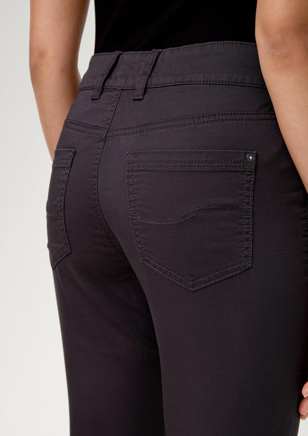 QS Slim: Capri aus Baumwollsatin 38 Grau, 38 Grau