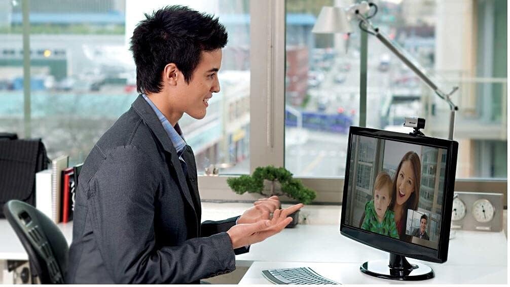 Microsoft Q2F-00015 LifeCam Studio HD Webcam (Skype zertifiziert), 1080p , silber/schwarz Modern, Mo