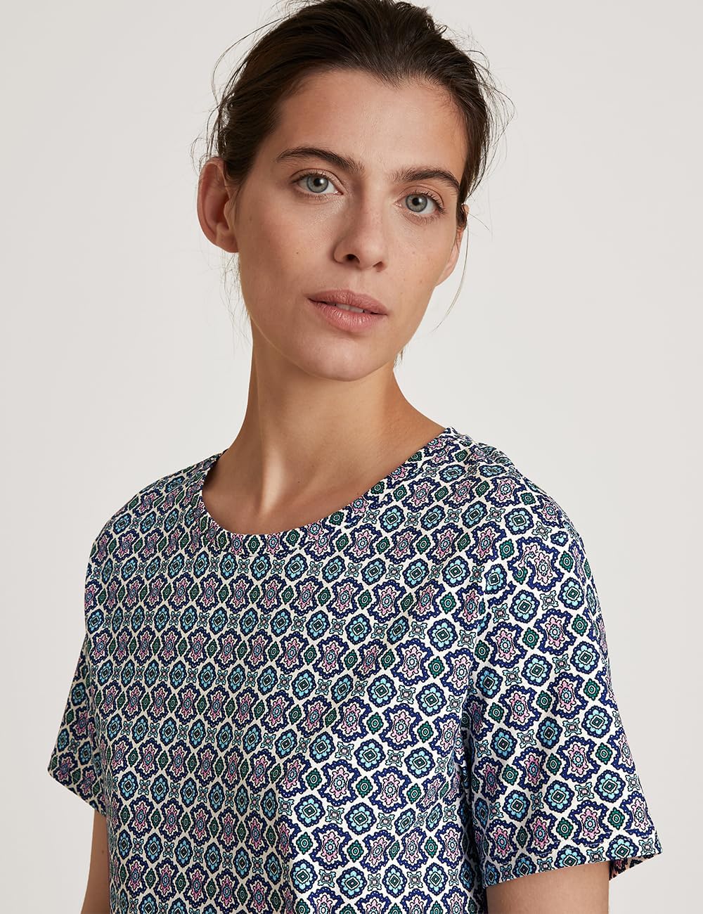CALIDA Spring Nights Kurzarm-Nachthemd Damen, Länge 95cm, atmungsaktiv und klimaregulierend, aus 100