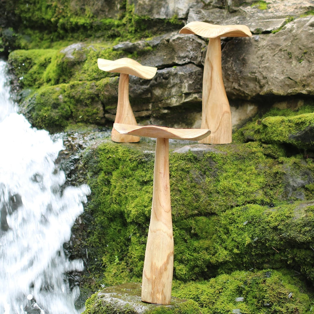 ART-CRAFT Naturnahe Holzpilz-Deko Set mit 3 handgeschnitzten Pilzen 40-30-20cm hoch - Für Balkon, Te