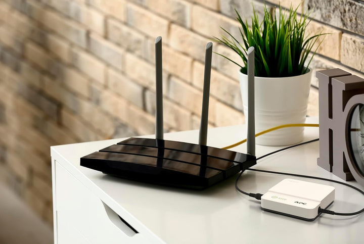 APC Back-UPS Connect CP12036LI Lithium-Ionen-Mini-USV, 12 V DC, 36 W, entwickelt für Router, Smart H