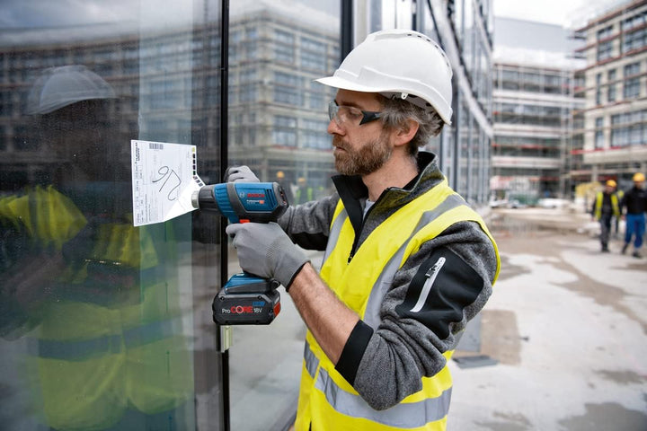 Bosch Professional 18V System Akku-Heissluftgebläse GHG 18V-50 (ohne Akkus und Ladegerät, inkl. Refl