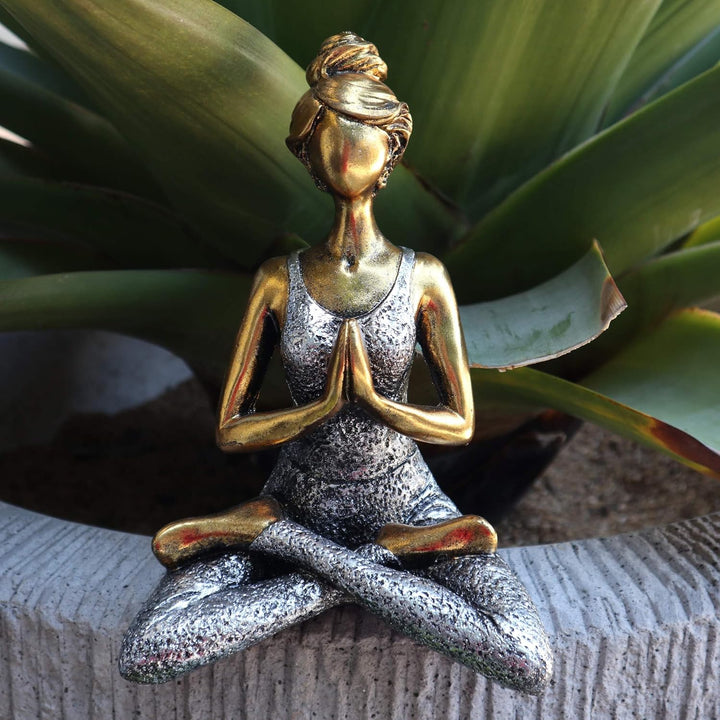 Yoga Lady, Mädchen Frau, Figur 24 cm hoch Handgefertigt Polystone Bronze Silber