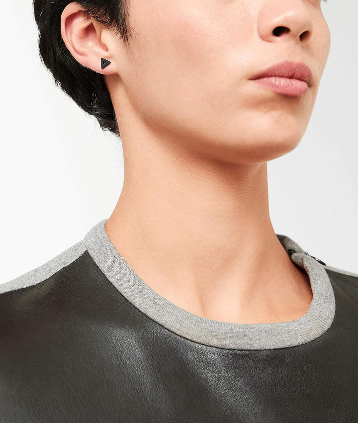 LIEBESKIND BERLIN Damen-Ohrstecker Edelstahl LJ-0298-E-07 Schwarz Dreieck, Schwarz Dreieck