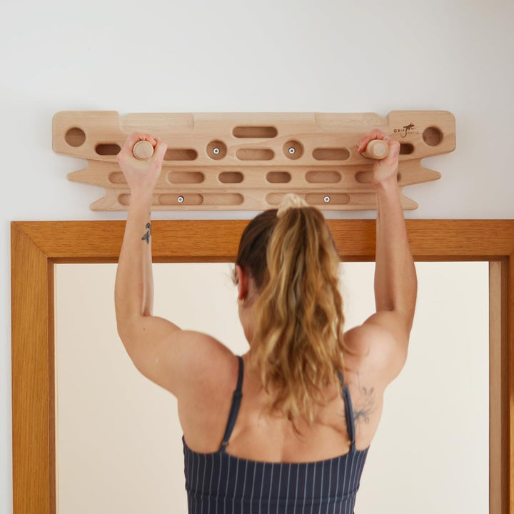 FingerPeg 1.0 Hangboard - Kletterbrett - Fingerboard - Pegboard Griffe - Buchenholz der Klasse A - m