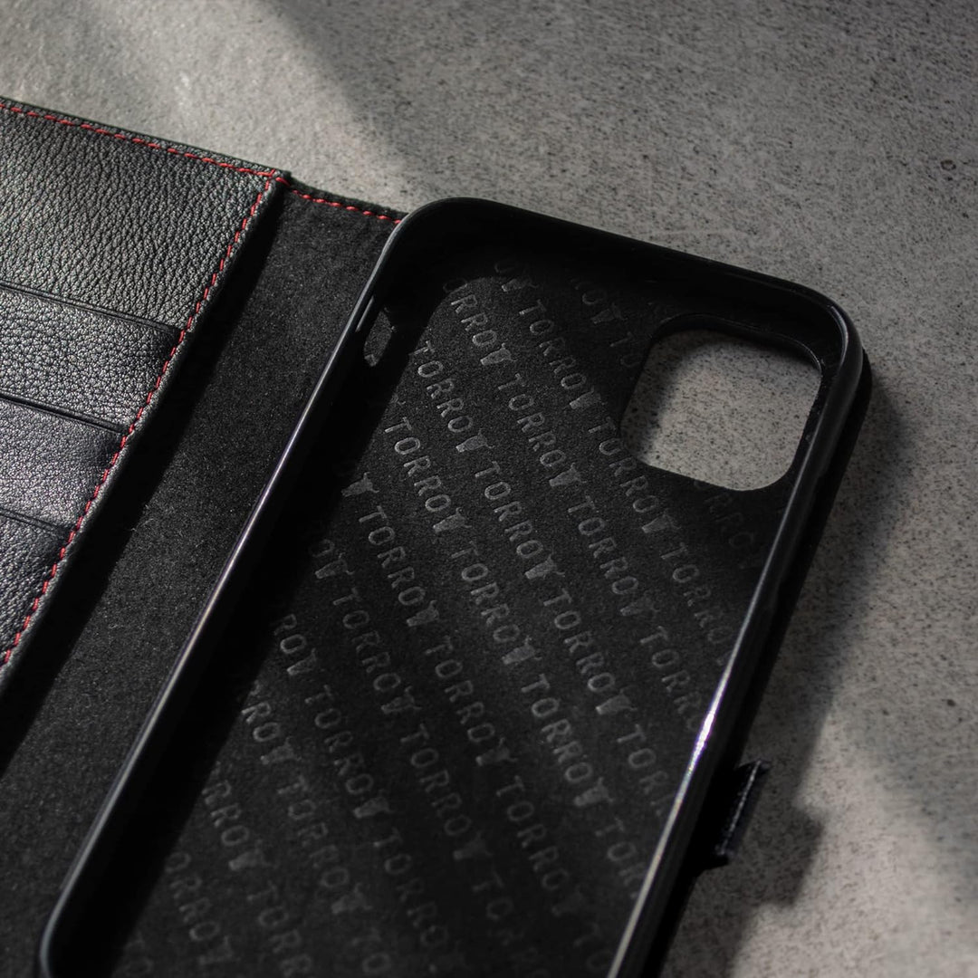 TORRO Hülle kompatibel mit iPhone 11 Pro – Premium Leder Hülle mit Standfunktion und Kartenfächern (