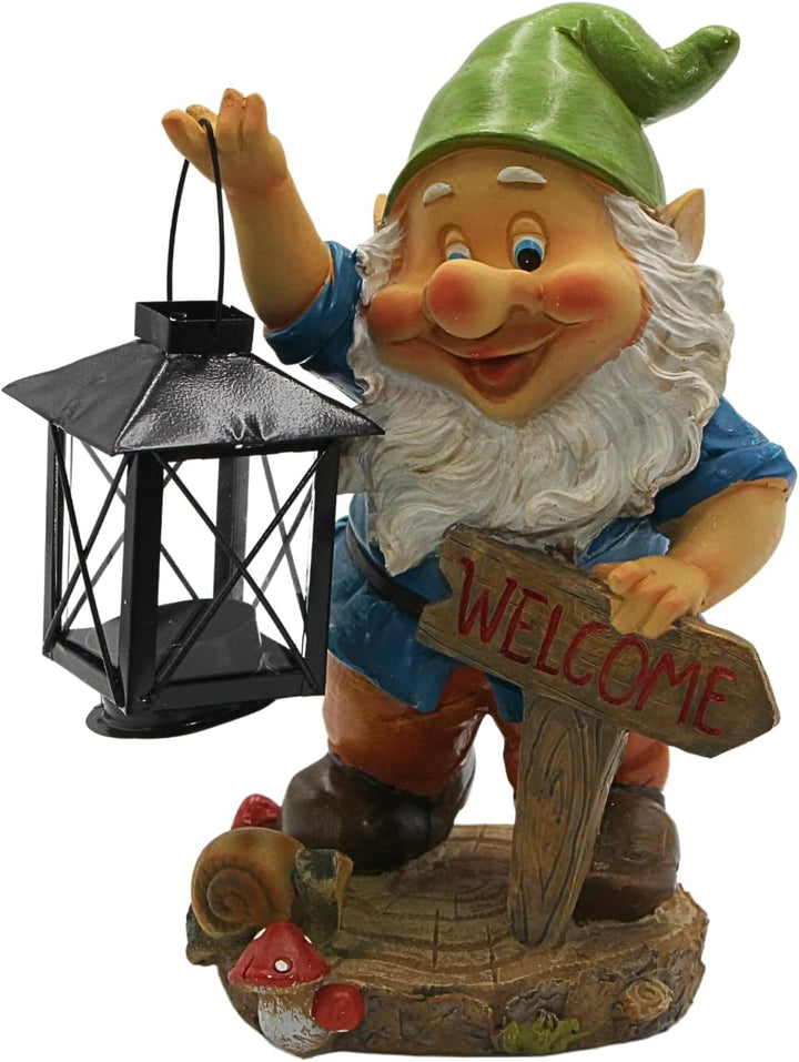 Dekohelden24 Gartenzwerg mit Metall-Laterne für Teelicht und Spruch-Welcome, aus Polyresin, niedlich