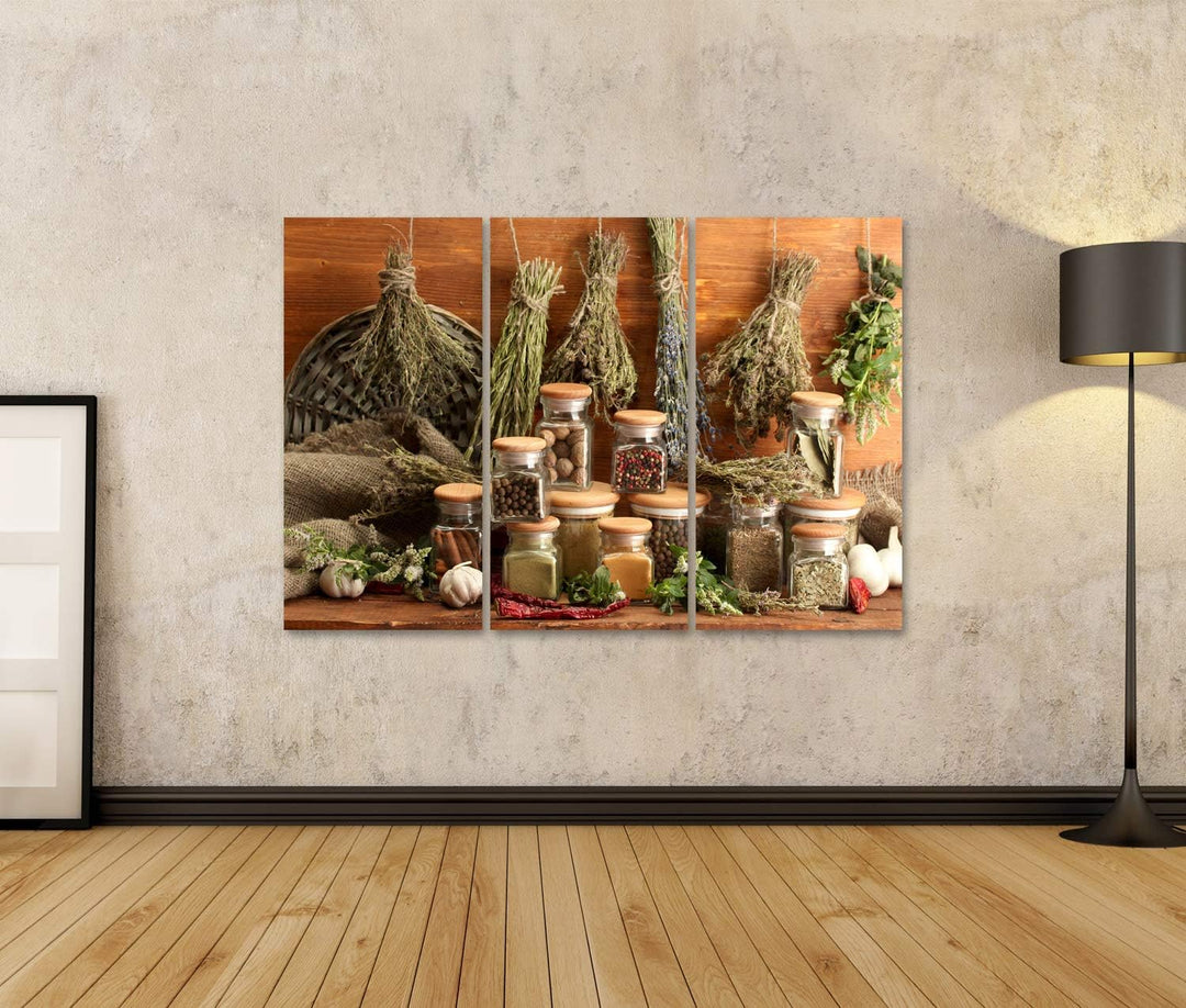 islandburner Bild auf Leinwand Getrocknete Kräuter Gewürze Und Und Pfeffer Auf Hölzernem Hintergrund